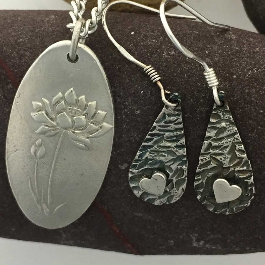How to Make Silver Clay Jewellery - A R D I N G T O N