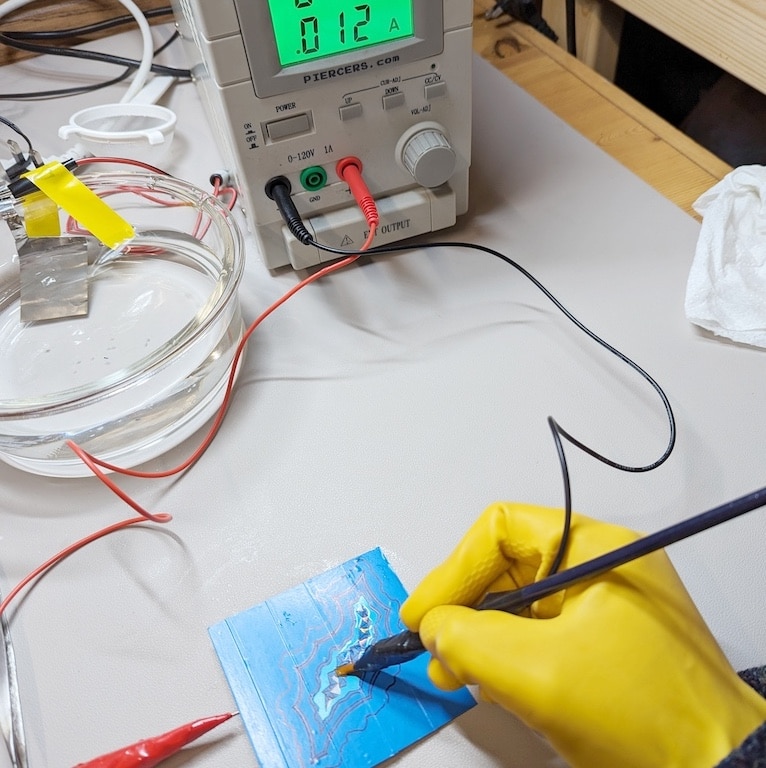 Anodising Niobium work in progress